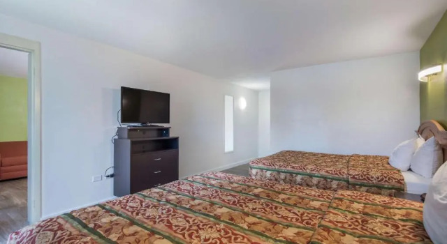 Четырёхместный номер Deluxe Hotel Oriskany