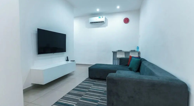 Апартаменты Luxury Bluerock Residences