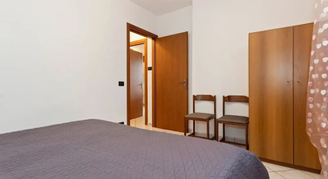 Nice Holiday Apartment near Lazise, Prenota Appartamento Hotel a Veneto con piscina, Piscina