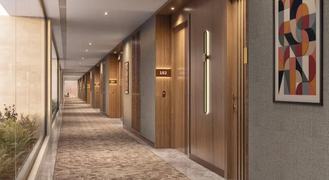 Двухместный номер Deluxe с балконом и с видом на бассейн Taj Damdama Lake Resort & Spa, Gurugram