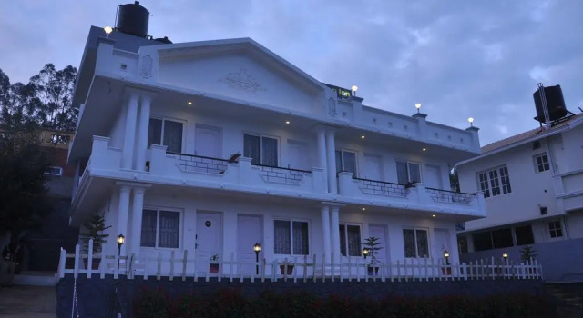 Drizzle Drop Inn, Забронировать Отель Отели штата Тамилнада с завтраком, Завтраки