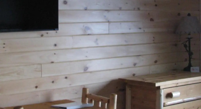 Номер Economy Pine Knoll Hotel Lakeside Lodge & Cabin