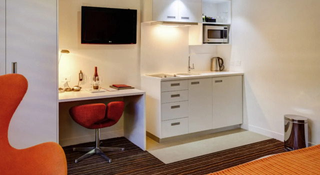 Номер Standard с 2 комнатами Mantra Charles Hotel