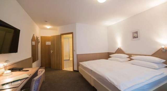 Hotel am Wasen, Забронировать Отель Фрайберг-ам-Неккар 