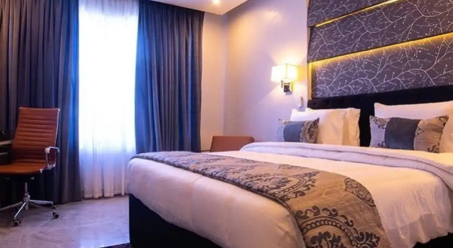Номер Luxury Blue Apple Hotel