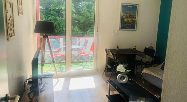 Студия Le petit Park-studio-terrasse- piscine-WIFI FIBRE