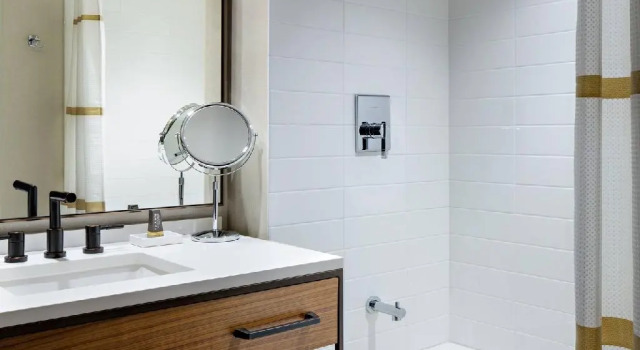 Четырёхместный номер Standard Houston CityPlace Marriott at Springwoods Village