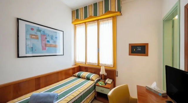 Одноместный номер Standard с балконом Hotel Luna