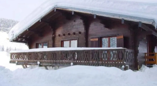 Chalet With 3 Bedrooms in Les Gets, With Wonderful Mountain View, Furn, Забронировать Шале Виллы Овернь-Рона-Альпы, Вилла