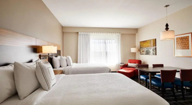 Четырёхместная студия TownePlace Suites by Marriott St. Louis OFallon
