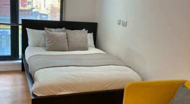 Rooms & Studios STUDENTS ONLY- SHEFFIELD, Забронировать Хостел Шефилд Южный Йоркшир, рядом с Sheffield Crown Court