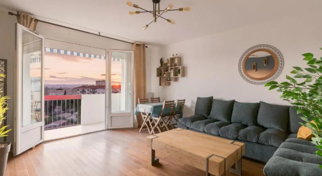 Апартаменты Apartment in residence free parking balcony sunset