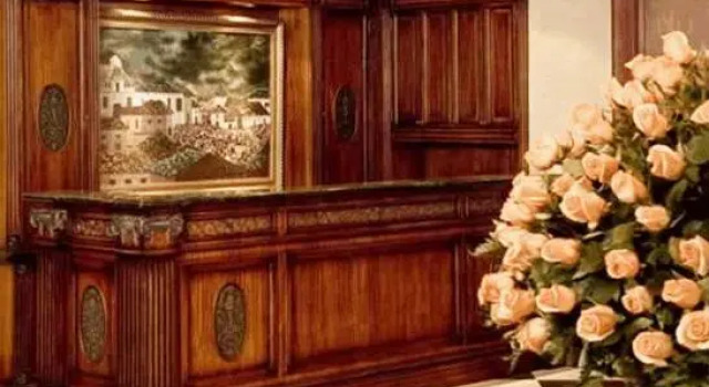Люкс с видом на парк Plaza Grande Hotel