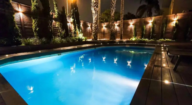Beautiful Villa - Swimming Pool - 6 Bedrooms #H3, Prenota Villa Cottage a Center District Israel, Cottage