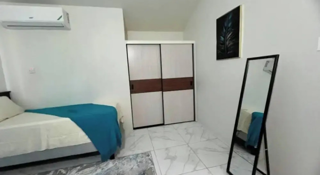 Коттедж Charming 2 Bedroom Home in Phoenix Park Village