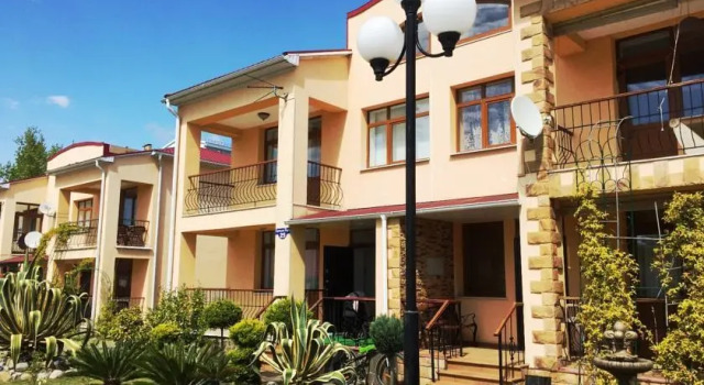 Taunkhauz Orkhideya