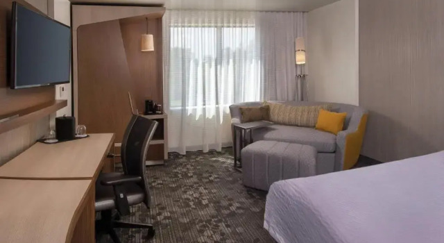 Номер Standard Courtyard by Marriott Hershey Chocolate Avenue