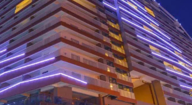 Yijing Holiday Hotel, Rezerwuj Hotel Hotele 4-gwiazdkowe w Guangdong, 4*