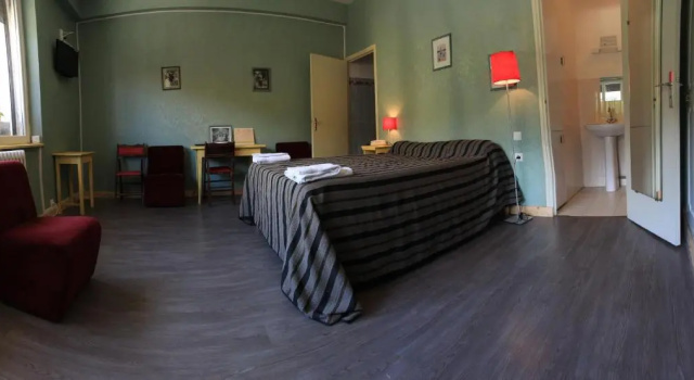 Двухместный номер Standard Hotel Bayle