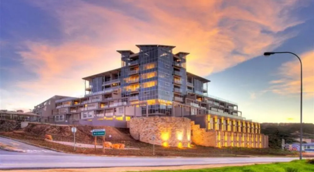 Luxury Nautica Suite 003 (Adults Only), Забронировать Отель Отели Мосселбай с бассейном, рядом с Mossel Bay Mall, Бассейн