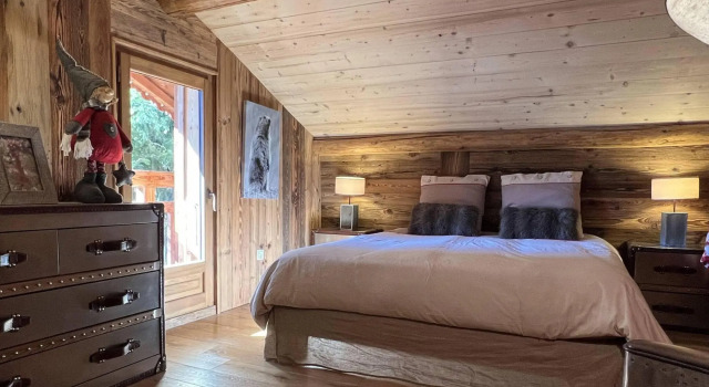 Charming 8-person chalet with fireplace near the centre of Les Deux Alpes, Забронировать Шале Коттеджи Мон-де-Ланс, рядом с Горнолыжный подъемник Жандри 3S, Коттедж