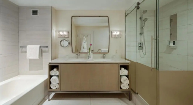 Номер Standard с видом на горы Hotel Clio, a Luxury Collection Hotel, Denver Cherry Creek