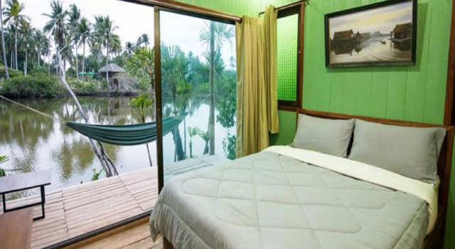 Tree House Cottages