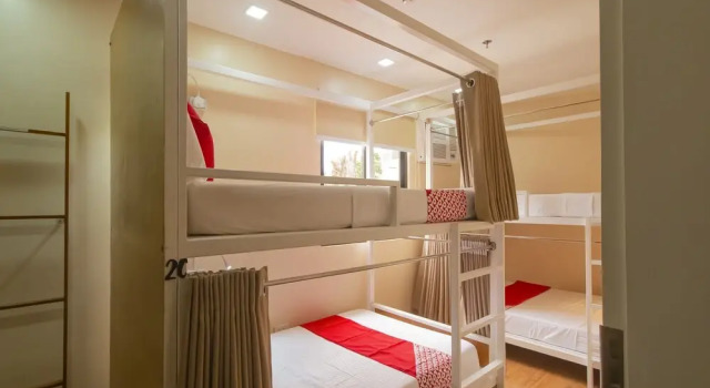Super OYO 832 The Teepee Place Hostel & Residence Inn, Reserva ahora Albergue Hoteles en Cebu con aparcamiento, Aparcamiento