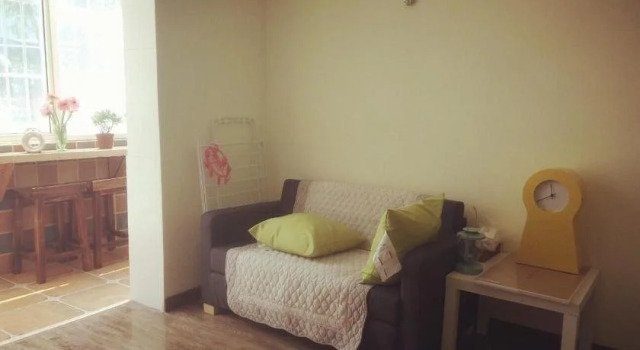 Summer is sunshine Hostel QD, Забронировать Хостел Циндао 