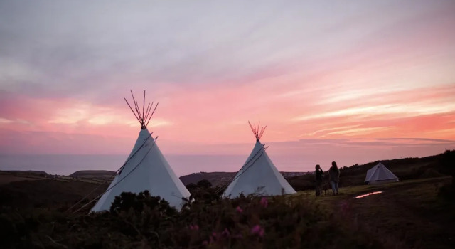 Stunning Cornish Tipi With sea Views, Varaa Lomakoti Mökit kohteessa Merseyside, Mökki