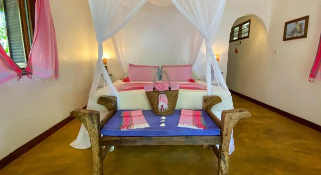 Бунгало Butiama Beach Lodge