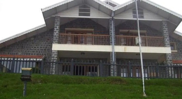 Club Mahindra Kodaikanal, Забронировать Отель Отели Кодайканала с парковкой, рядом с Kodai International Business School, Парковка