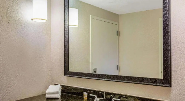Люкс La Quinta by Wyndham Miami Lakes
