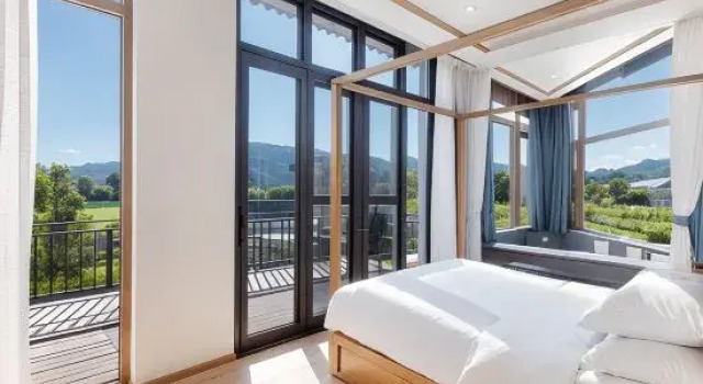 Люкс с 2 комнатами Home-Like Garden Inn