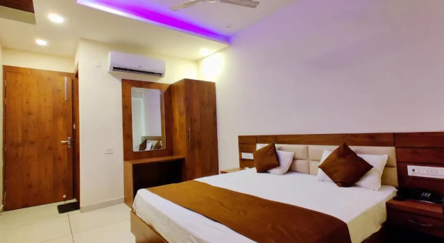 Номер Deluxe Hotel Divine Residency by VARSHRI