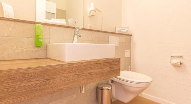 Двухместный номер Standard B&B Hotel Peter und Paul