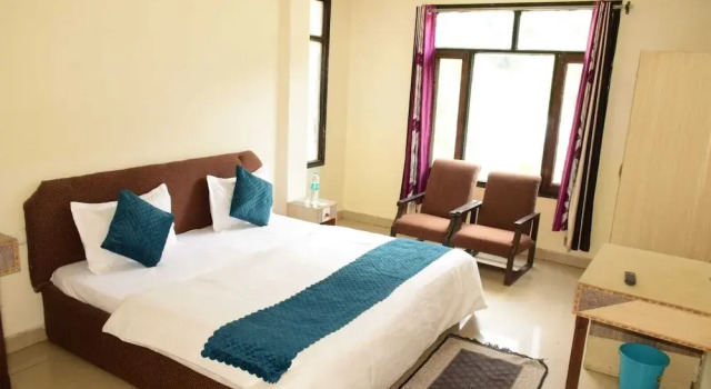 Hotel Ayaan Residency Manali, Забронировать Отель Отели Манали с завтраком, Завтраки