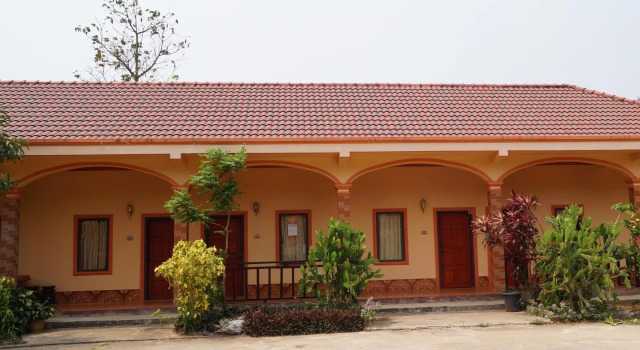 Xaychaleun Guesthouse, Boek Hotel Khoun Kham 