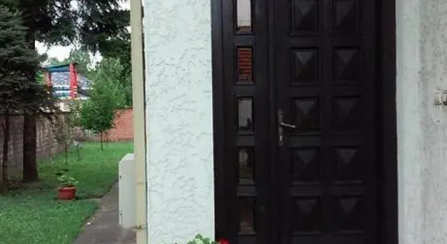 Apartment Stojkov, Buchen Sie Ferienwohnung Hotels in Vojvodina mit Parkplatz, Parkplätze