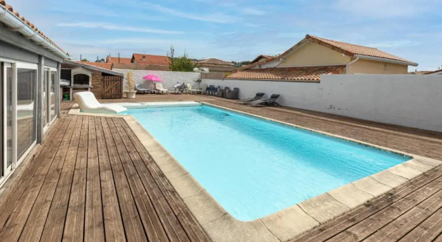 Grande villa avec piscine chauffée, Забронировать Вилла Отели Côte landaise с бассейном, Бассейн