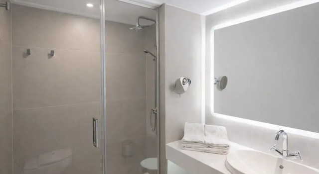 Номер Superior Hotel La Laguna Spa & Golf