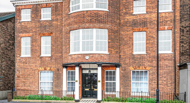 King Street Residence - 2 Bedrooms - Parking - Town Centre ⭐ ⭐⭐⭐⭐, Забронировать Отель Грейт-Ярмут The Broads, рядом с Аквариум Sea Life