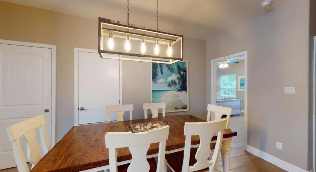 CDR109 Salt Therapy 3 bedroom 3 bath Newly Remodeled, BEACH home with Shared POOL
