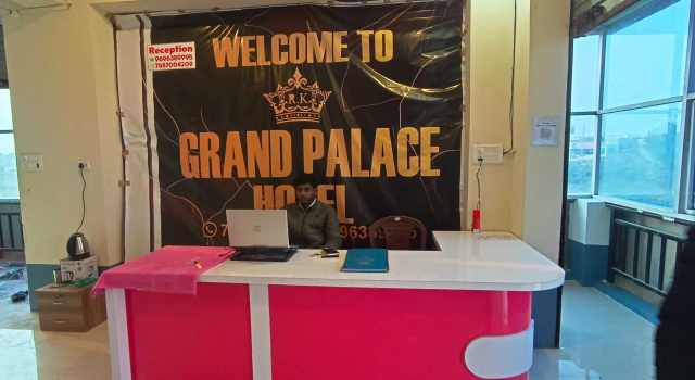 SPOT ON Grand Palace Hotel, Забронировать Отель Отели Горакхпур 3 звезды, 3*