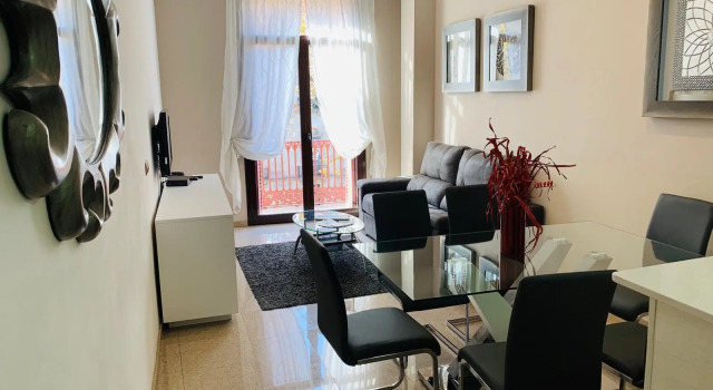 Апартаменты с 2 комнатами с балконом Aparthotel Rambla108