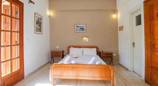 Almira Inn
