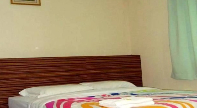 Iskandar Sinsuran Homestay