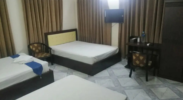 Deluxe Zimmer Maple Crest Service Apartment