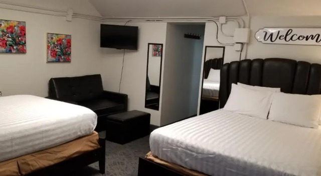 Четырёхместный номер Standard Deep Water Inn
