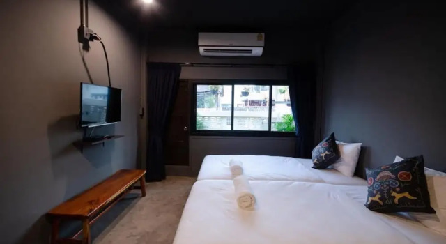 Двухместный номер Superior с балконом Tian Tian Hostel